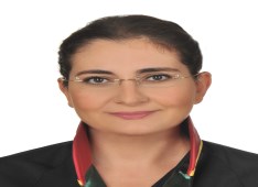 Avukat Ayşe Deniz Oral